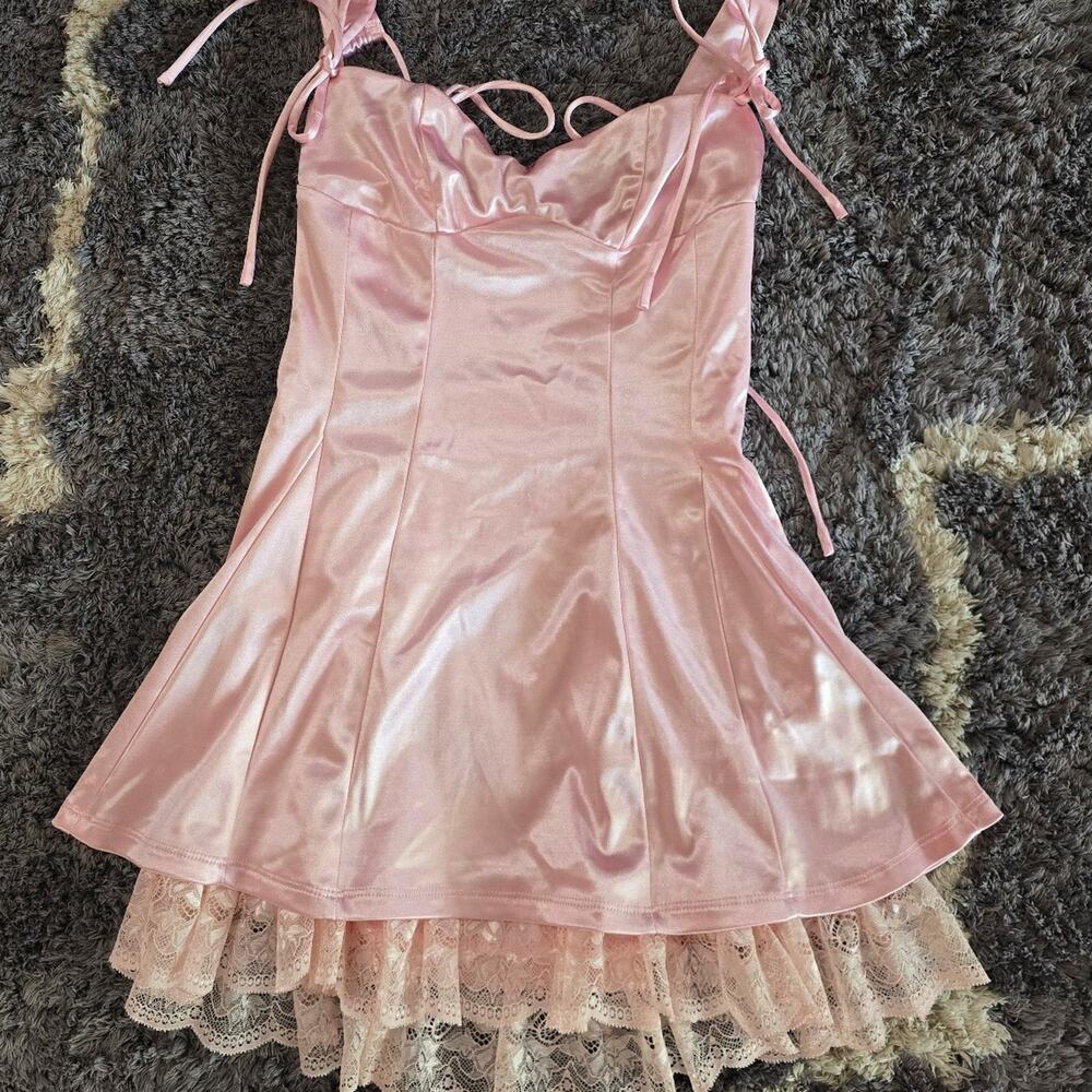 Lucy in the sky Satin Bow Tied Lace Patchwork Hem Mini Dress Size small
